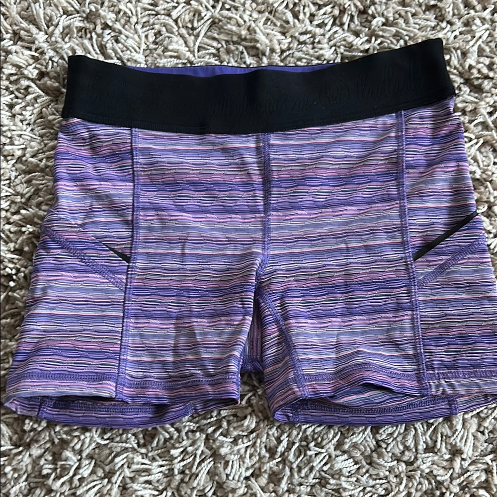 Lululemon What The Sport Short, Size 4-EUC